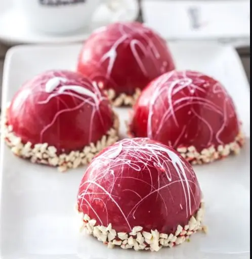 Raspberry Mono Cake